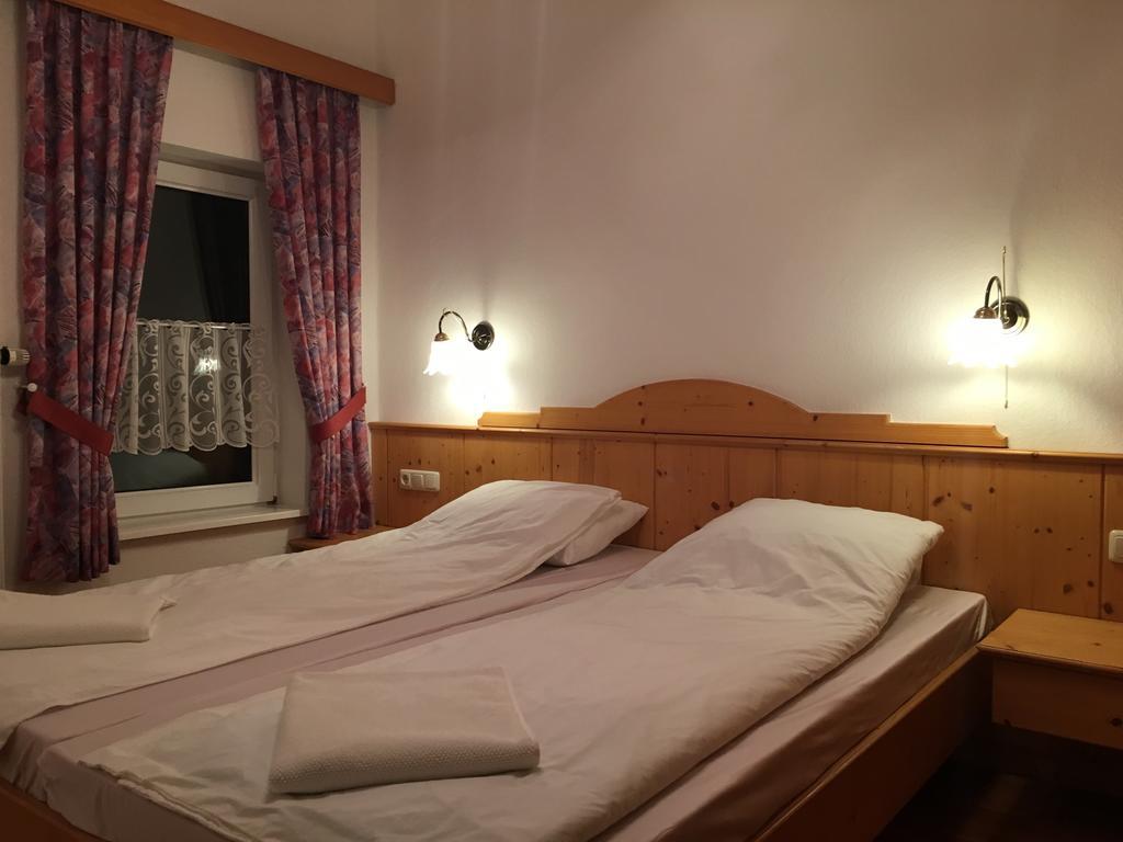 Gasthof Zum Hochfelln Hotel Bergen  Zewnętrze zdjęcie